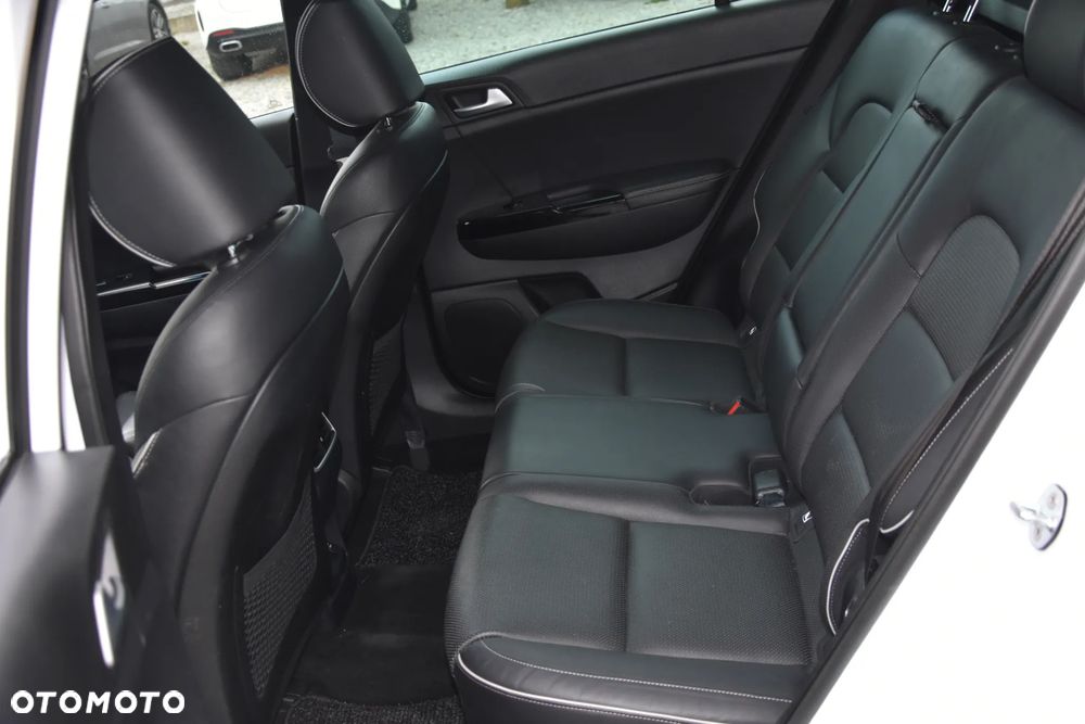 Kia Sportage 2.0 CRDI XL - 24