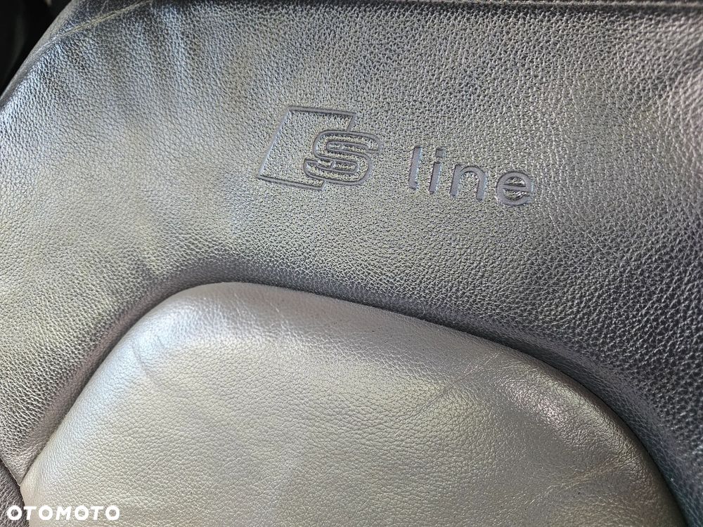 Audi A4 Avant 2.0 TDI Multitronic - 12