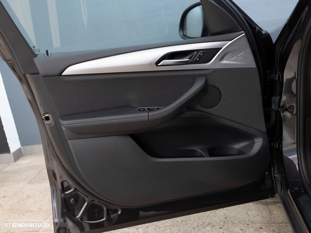 BMW X3 18 d sDrive Ed. L.Style Auto - 17