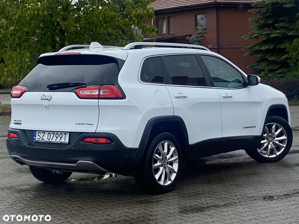 Jeep Cherokee - 12