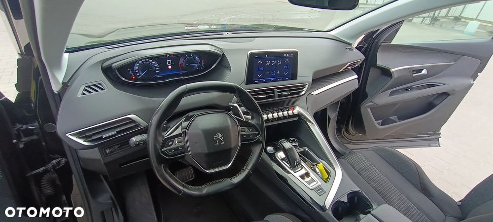 Peugeot 3008 BlueHDi 130 Stop & Start EAT8 Allure - 29