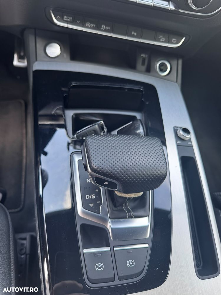Audi Q5 40 TDI quattro S tronic MHEV S Line - 12