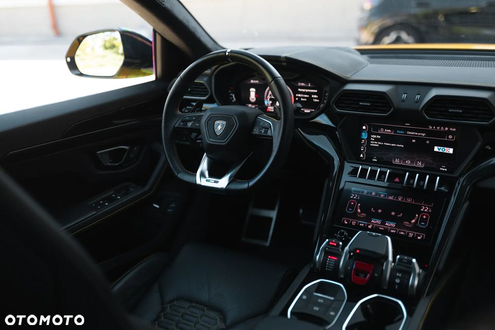 Lamborghini Urus Standard - 39