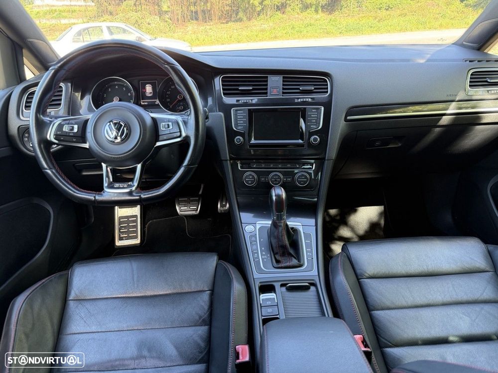 VW Golf 2.0 TSi GTi DSG - 21