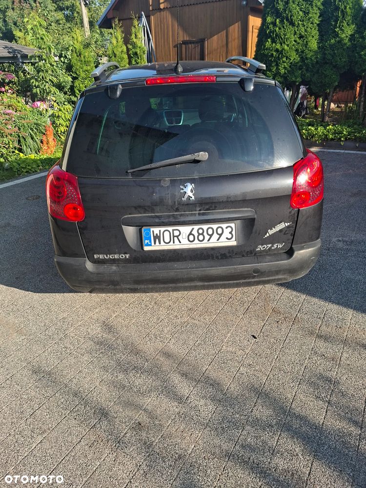 Peugeot 207 1.4 - 3
