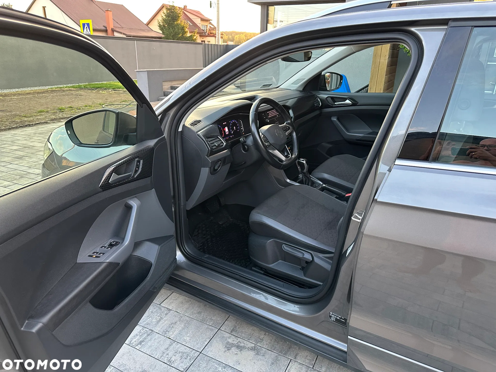 Volkswagen T-Cross - 8