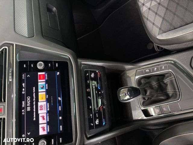 Volkswagen Tiguan - 14