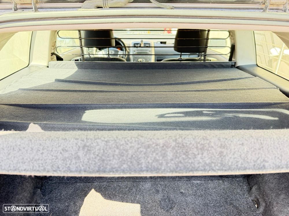 Toyota Auris 1.4 D-4D Sol - 4