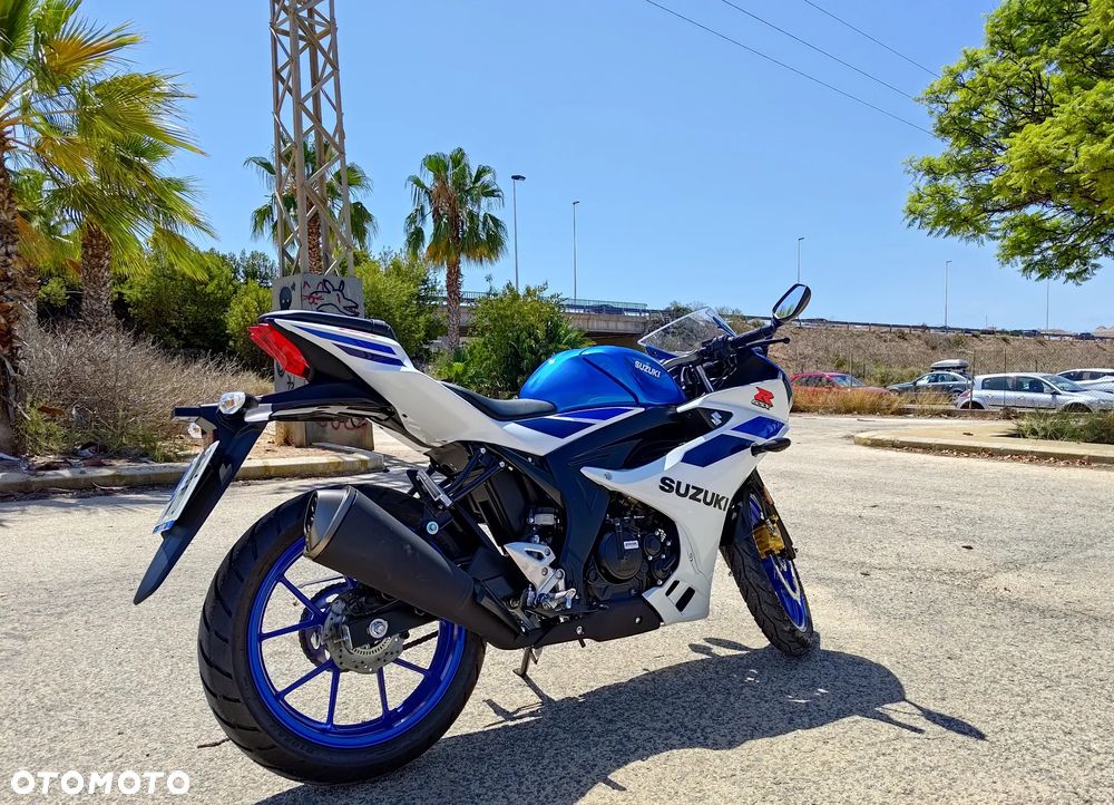Suzuki GSX-R - 9
