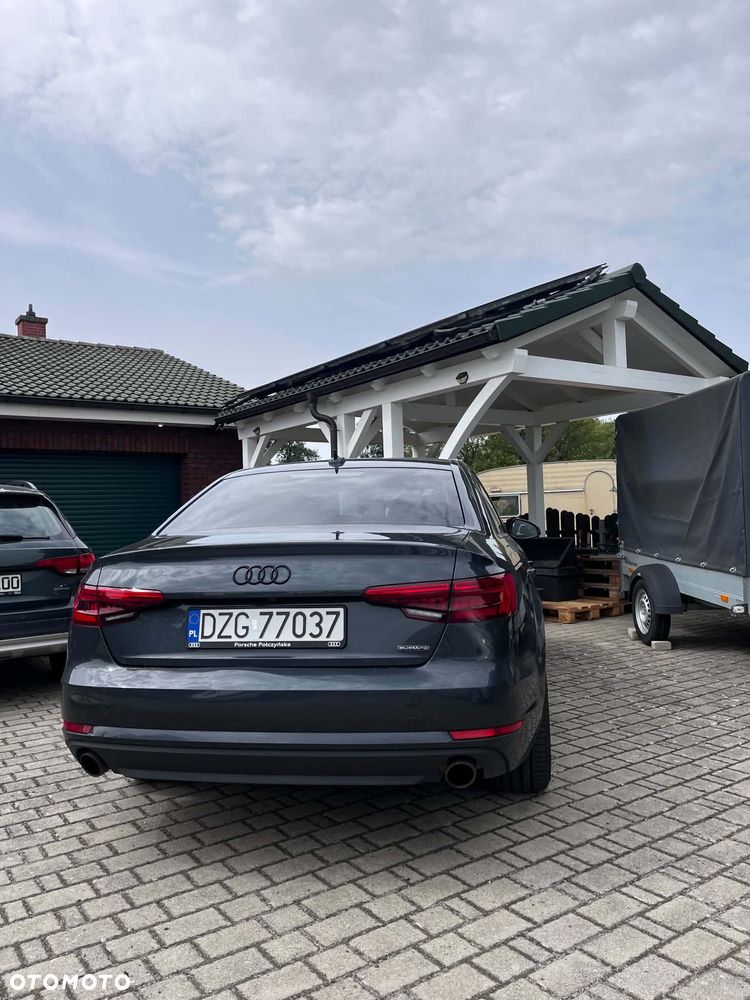 Audi A4 Limousine - 15