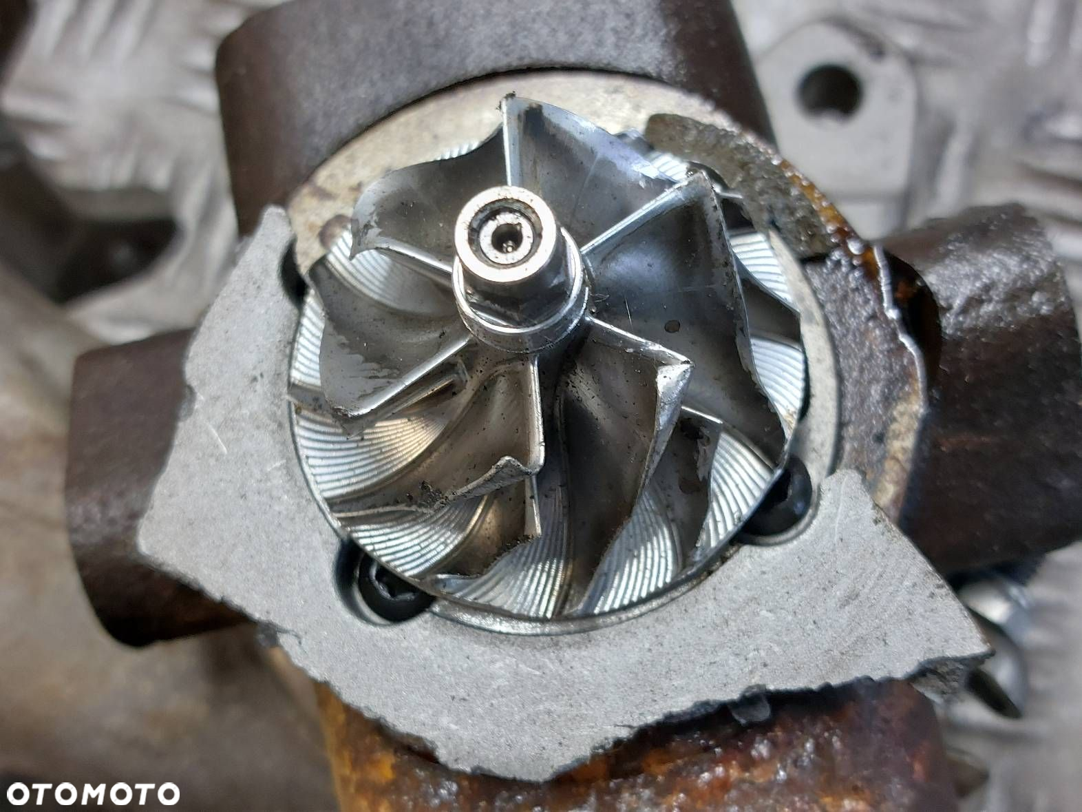 TURBOSPRĘŻARKA TURBINA USZKODZONA AUDI A5 8T 1.8 TFSI - 6