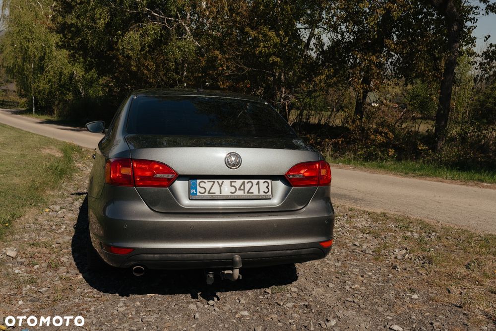 Volkswagen Jetta 1.6 TDI BMT Comfortline - 6