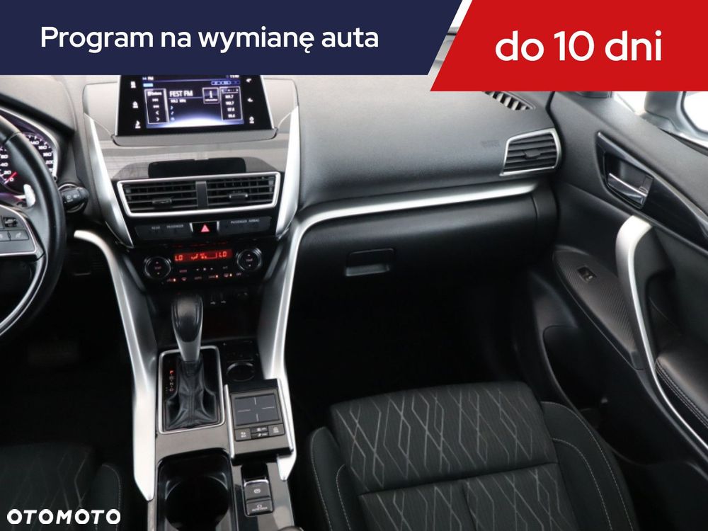 Mitsubishi Eclipse Cross - 10