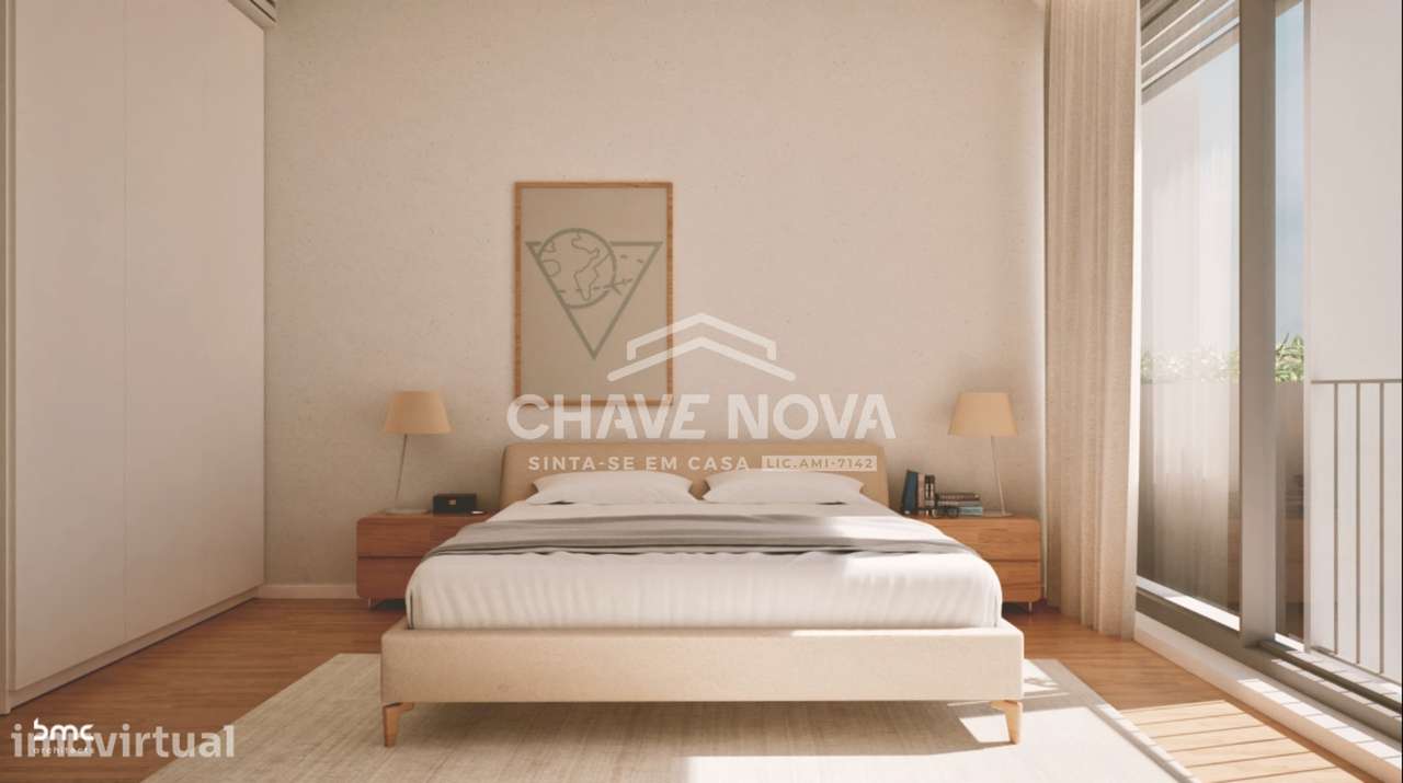 Apartamento T1 com varanda, garagem e elevador - Grande imagem: 2/12