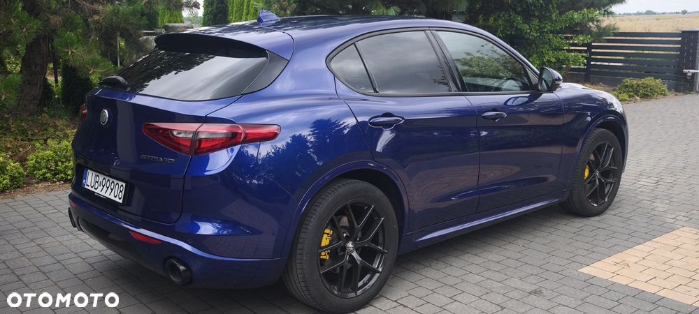 Alfa Romeo Stelvio 2.0 Turbo Veloce Q4 - 11