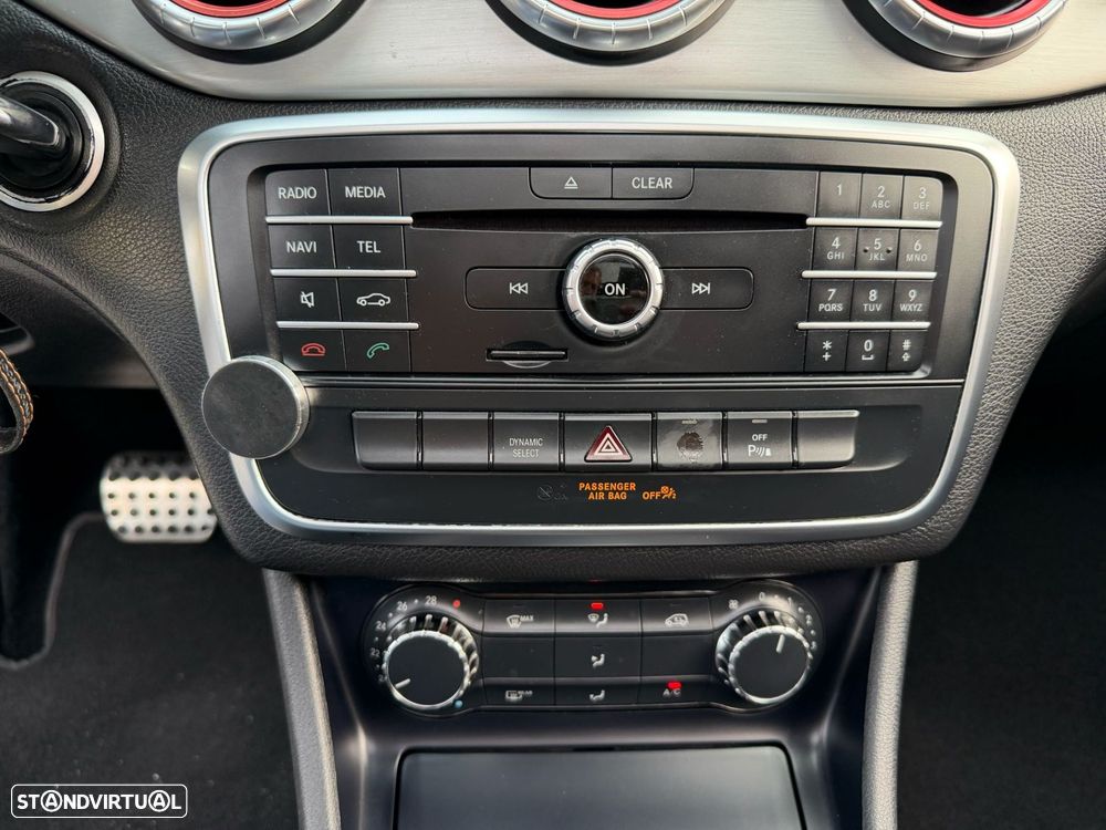 Mercedes-Benz CLA 220 d Shooting Brake AMG Line Aut. - 22