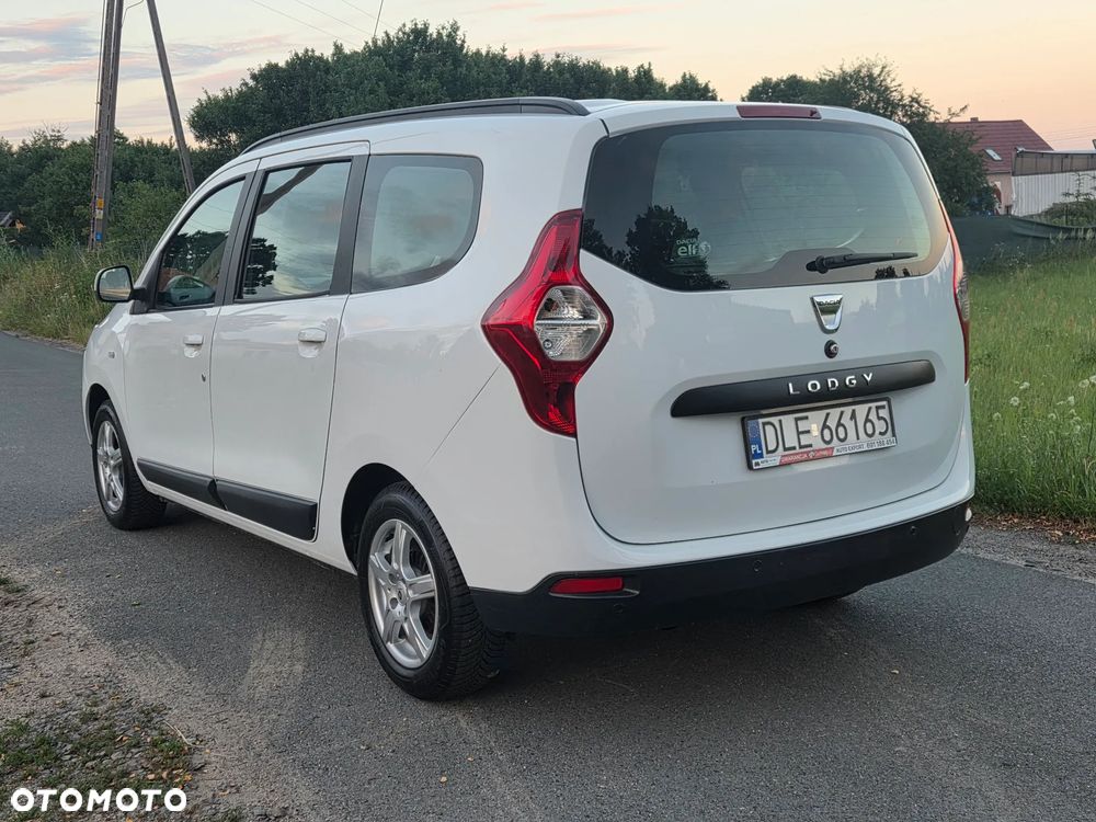 Dacia Lodgy SCe 100 Laureate - 6