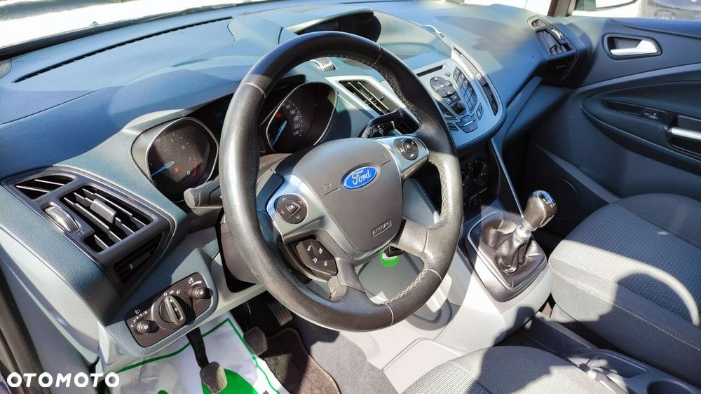 Ford C-MAX - 32