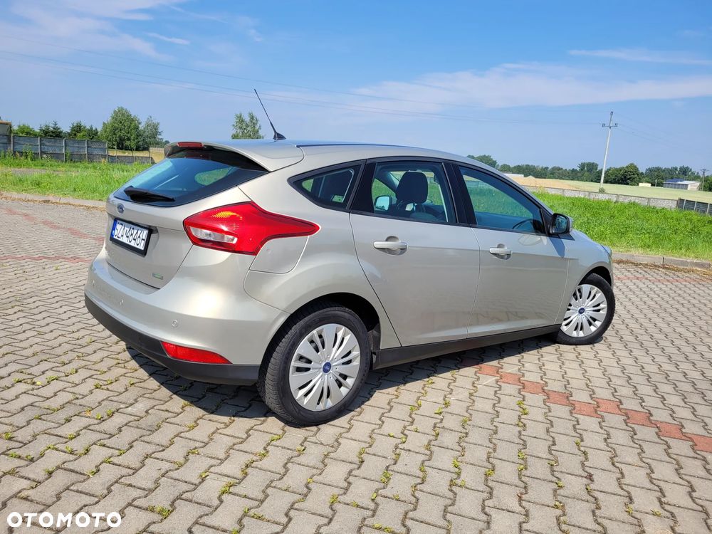 Ford Focus 1.0 EcoBoost Gold X (Trend) - 12