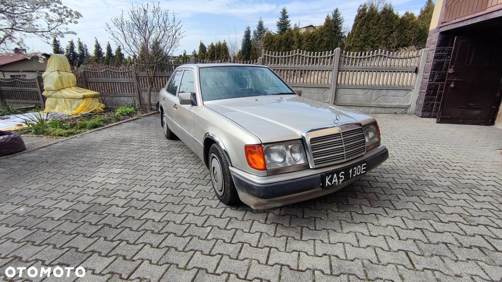 Mercedes-Benz W124 (1984-1993) - 1