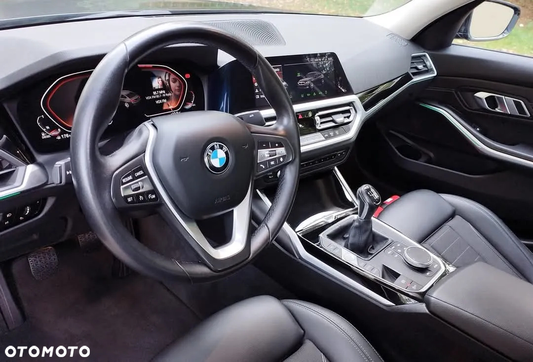 BMW Seria 3 318d Sport Line - 5