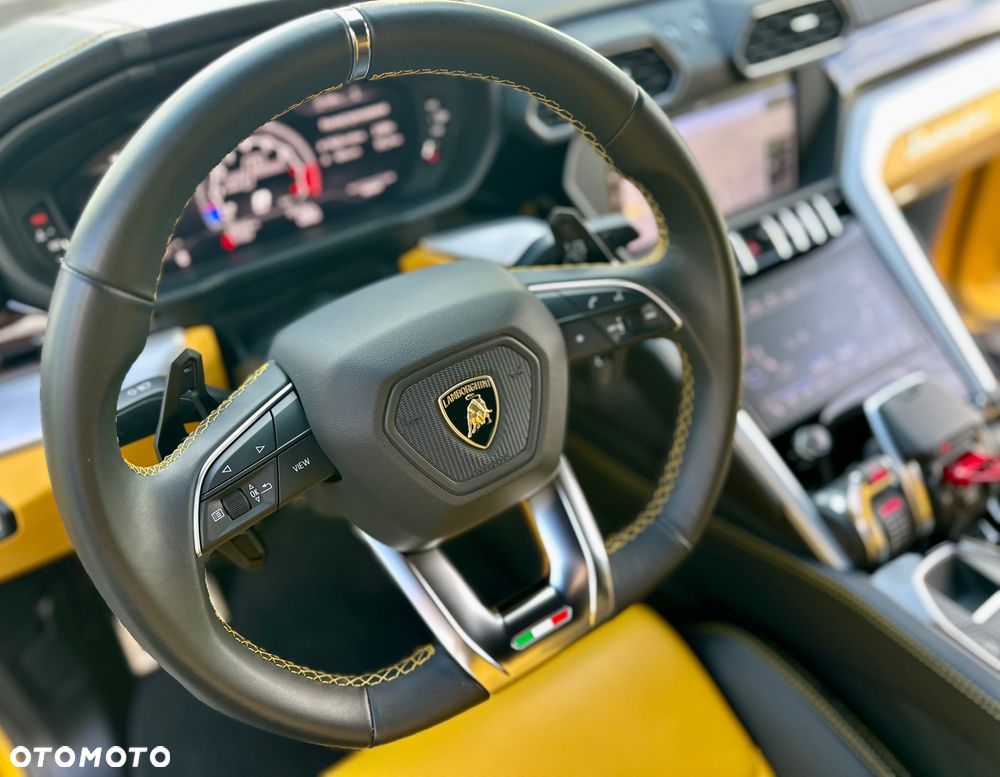 Lamborghini Urus - 20