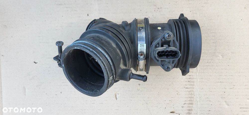 PRZEPLYWOMIERZ KIA OPIRUS SORENTO 3.5 V6 28100-39450 - 3