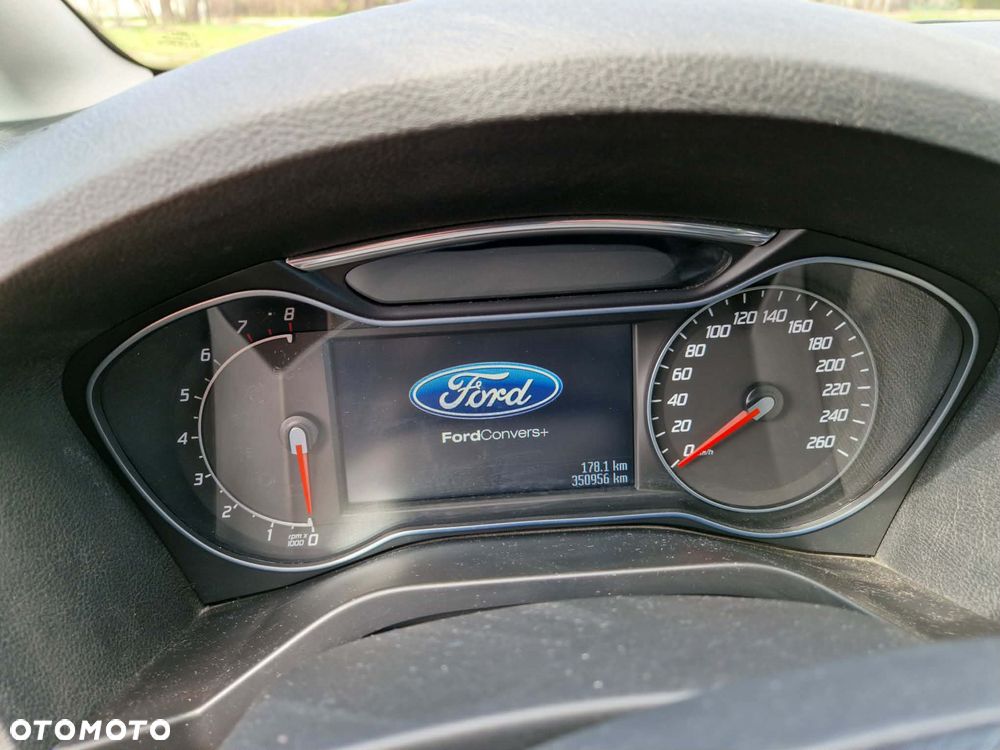 Ford S-Max - 21