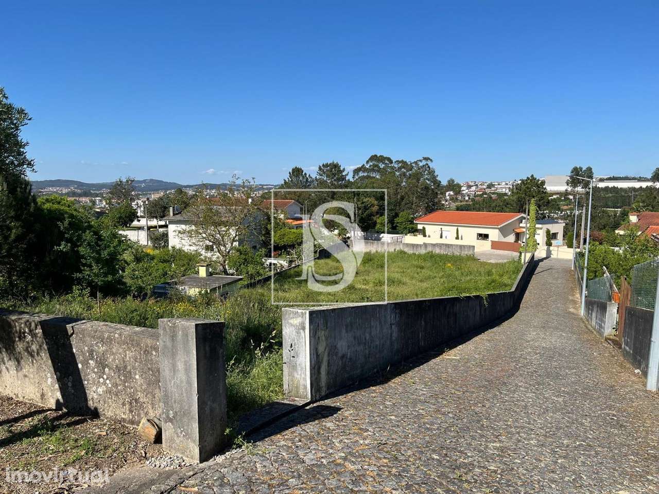 Terreno  Venda em Bougado (São Martinho e Santiago),Trofa - Grande imagem: 2/16