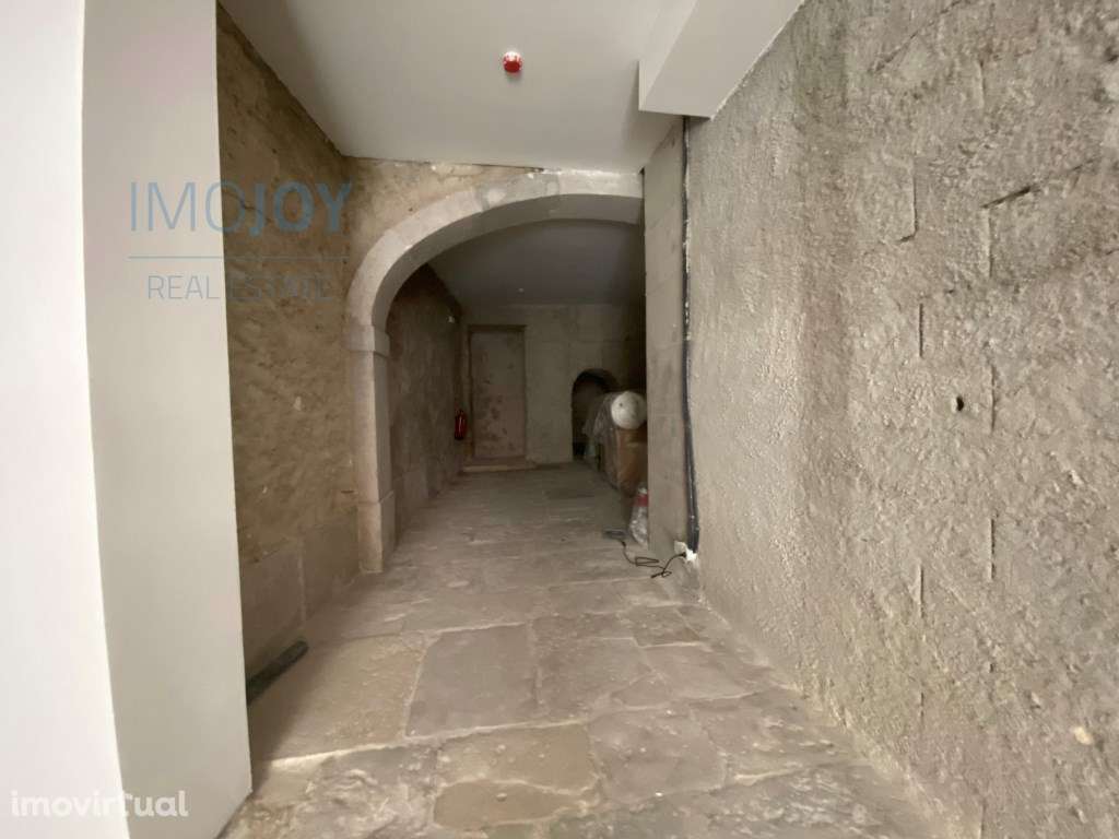 Espaço para converter em Loja Comercial no Coração de Lisboa - Grande imagem: 4/16