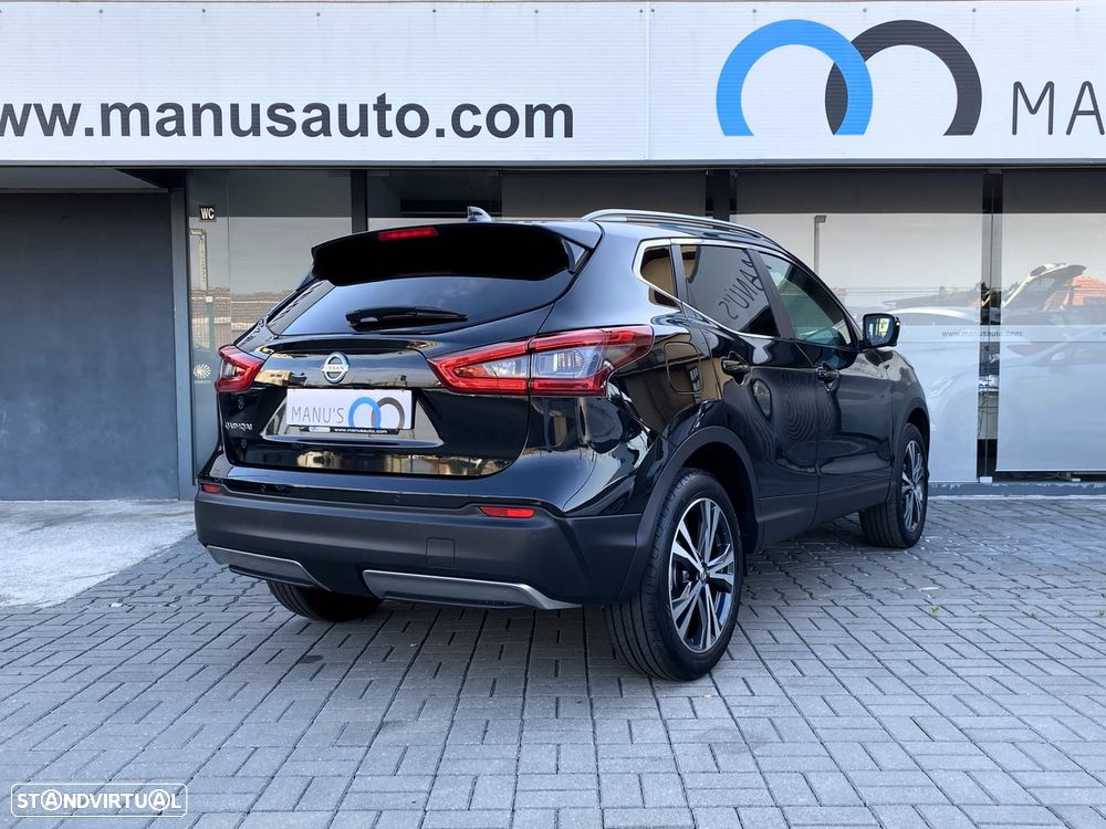 Nissan Qashqai 1.5 dCi N-Connecta 18 - 10