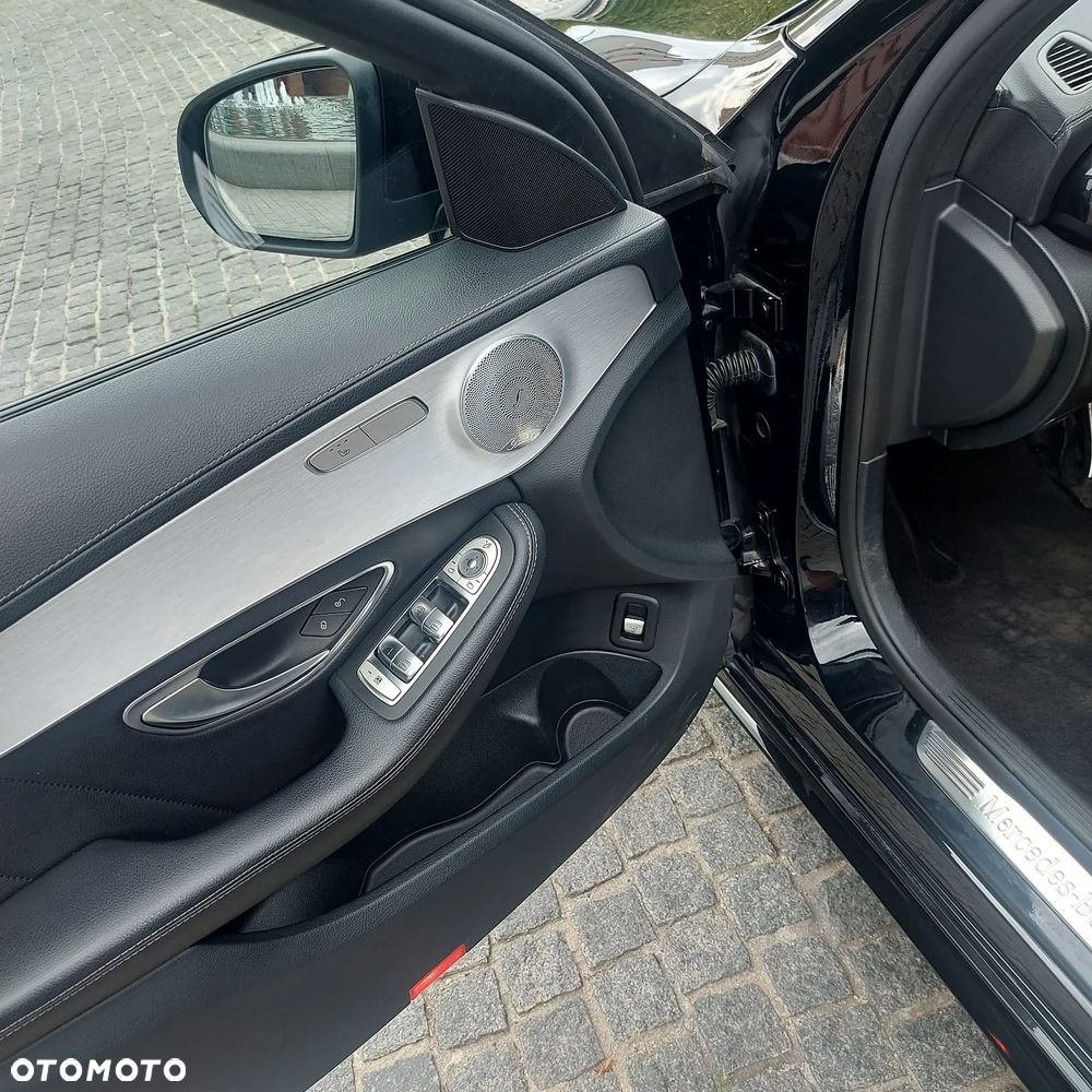 Mercedes-Benz Klasa C 220 d 9G-TRONIC - 13