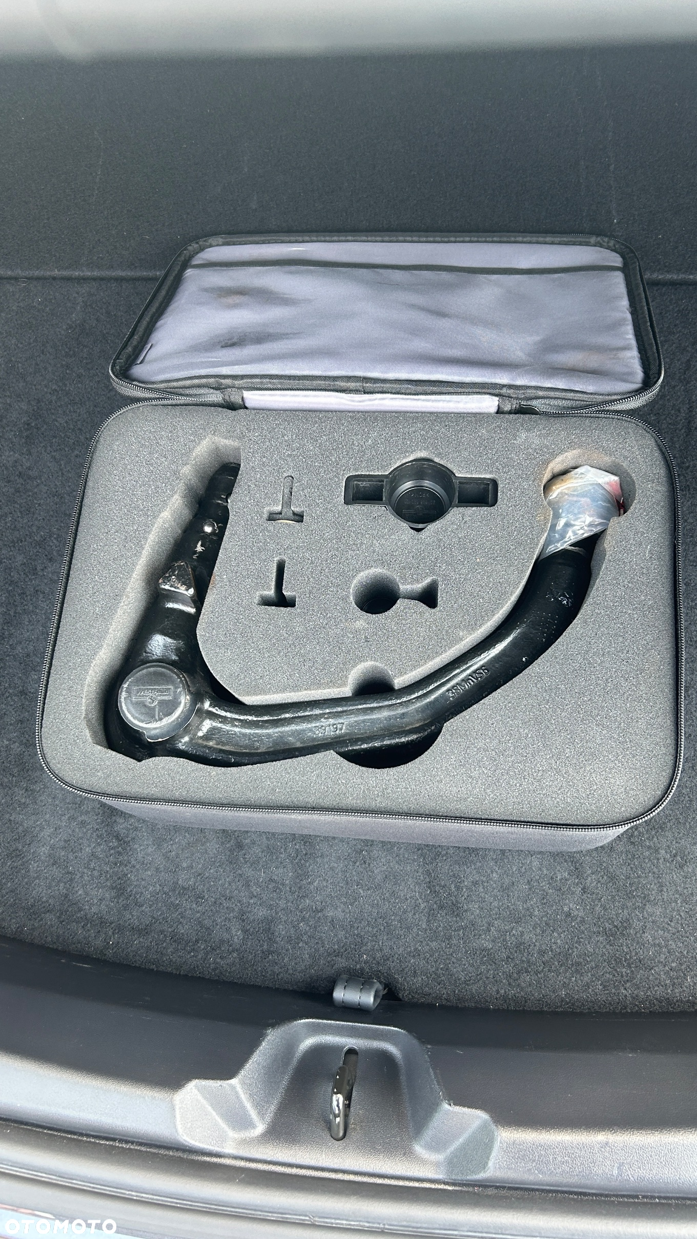 Tesla Model 3 Langstreckenbatterie Allradantrieb Dual Motor - 13