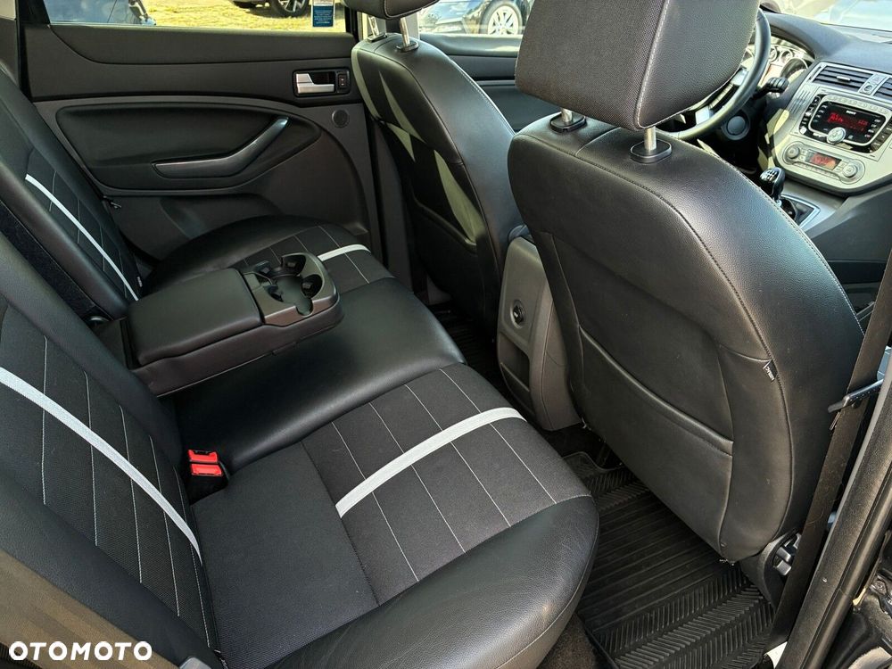 Ford Kuga 2.0 TDCi 4WD Trend - 23