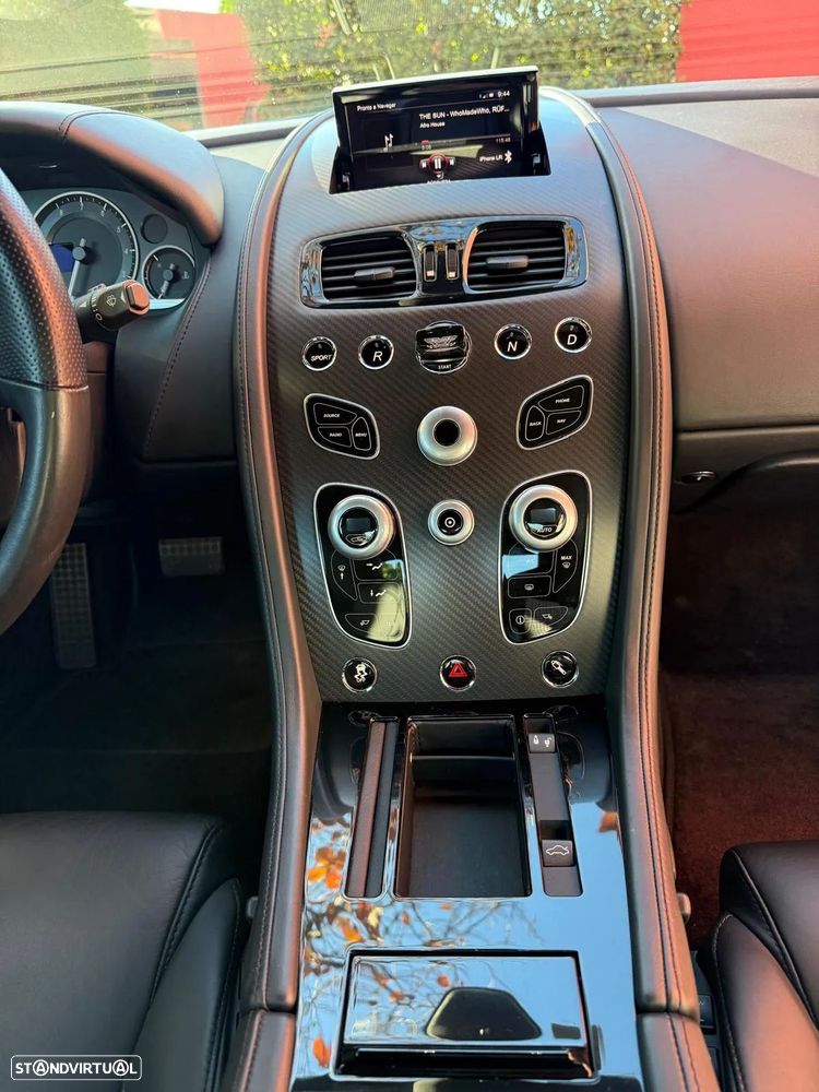 Aston Martin Vantage Coupe V12 S Sportshift 3 - 19