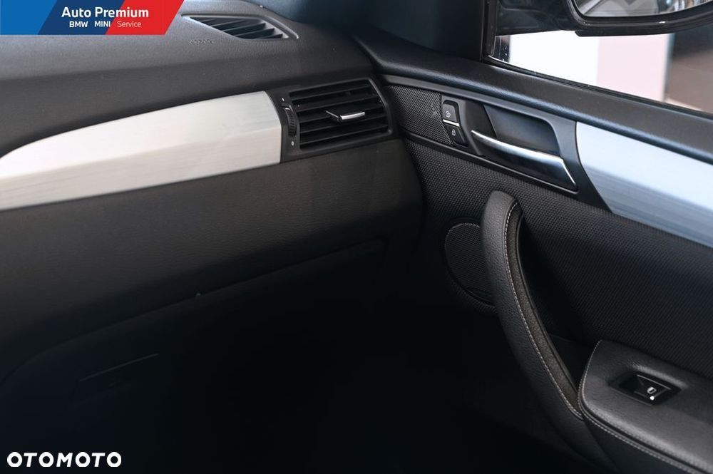 BMW X3 xDrive28i - 18
