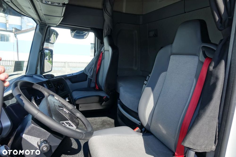 Renault GAMA T480 COMFORT / EURO 6 / STANDARD / AUTOMAT / RETARDER / KLIMATYZACJA POSTOJOWA / LODÓWKA / ALUMINIOWE FELGI - 21