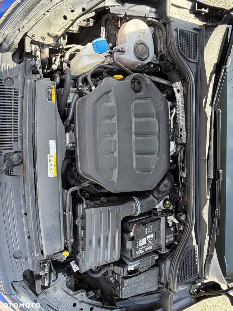 Volkswagen Golf 2.0 TSI 4Motion R DSG - 6