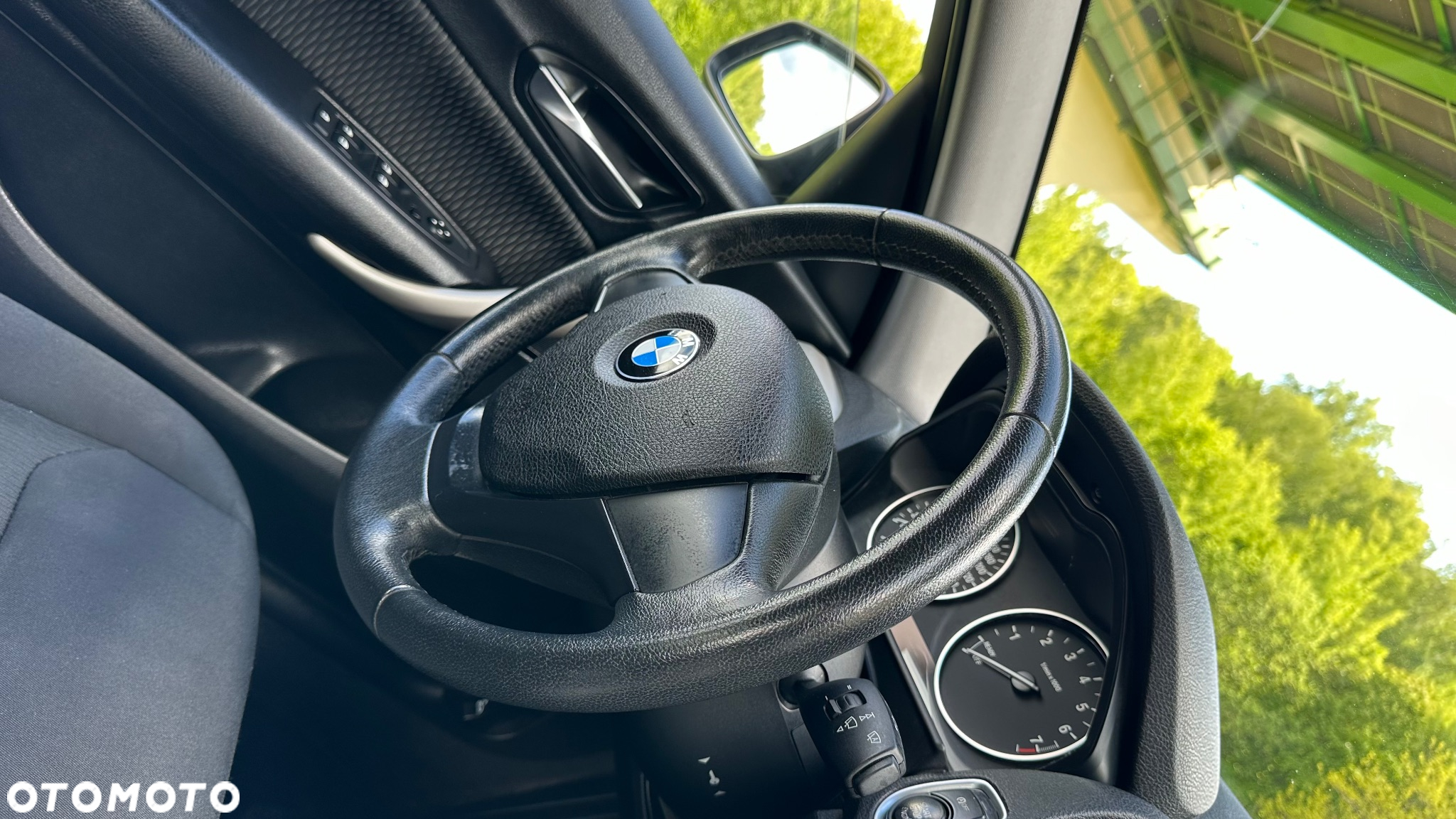 BMW Seria 1 116i - 19