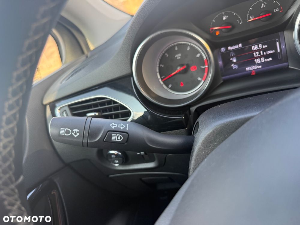 Opel Astra 1.4 Turbo Innovation - 31