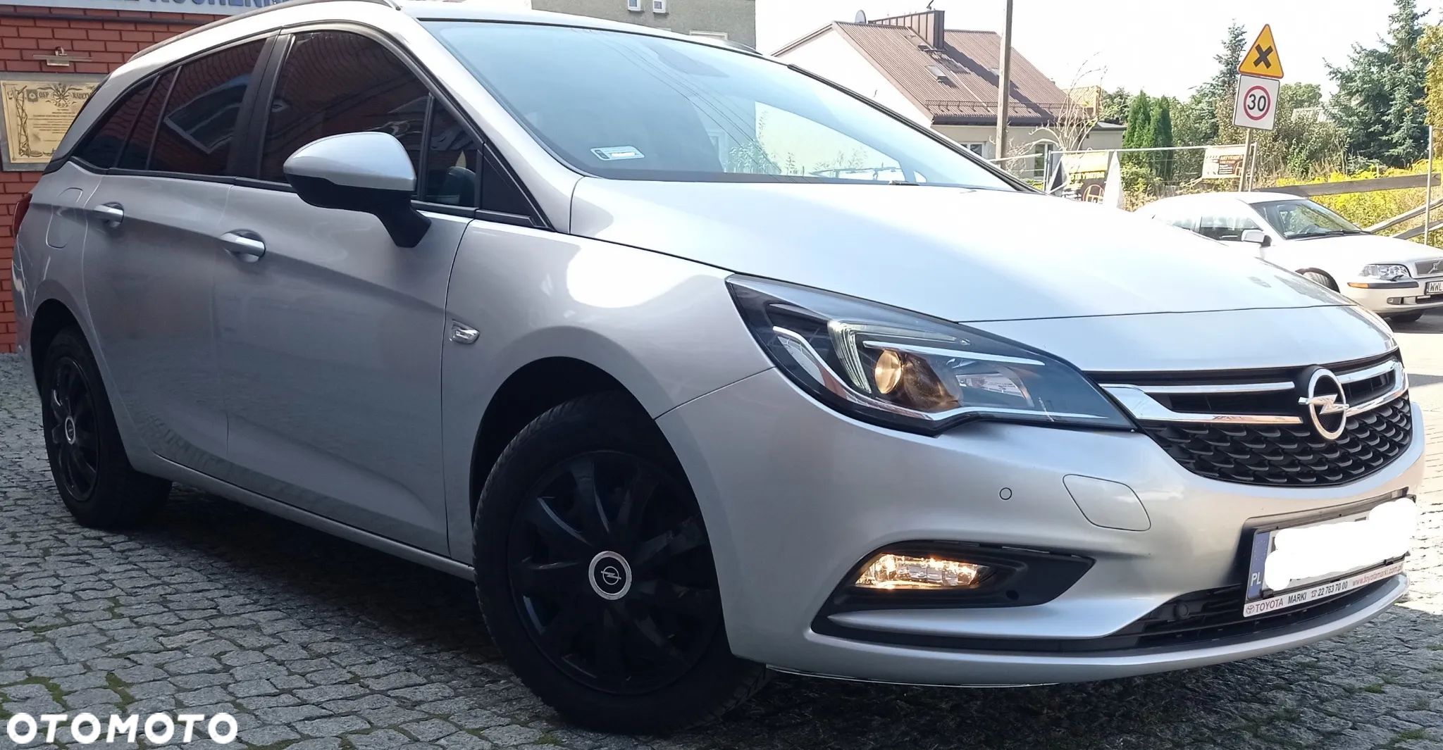 Opel Astra V 1.6 T Enjoy S&S - 1