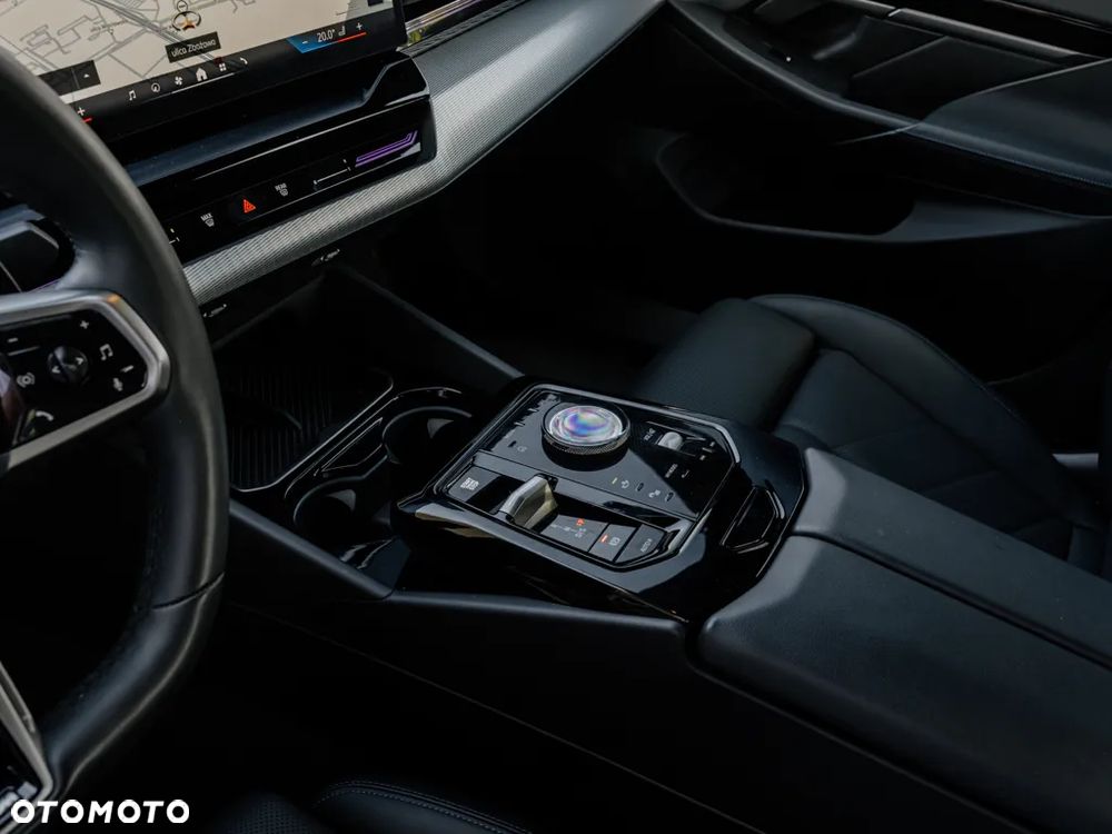 BMW Seria 5 520i - 12