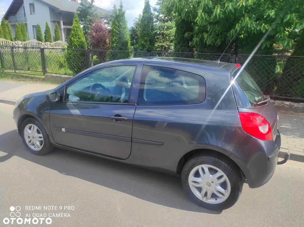 Renault Clio 1.4 Fairway - 18