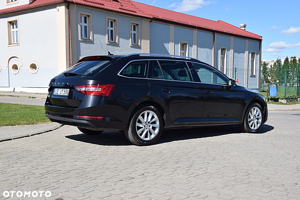 Skoda Superb 2.0 TDI Sportline DSG7 - 7