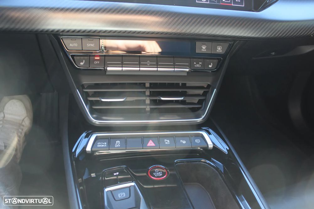 Audi e-tron GT quattro - 24