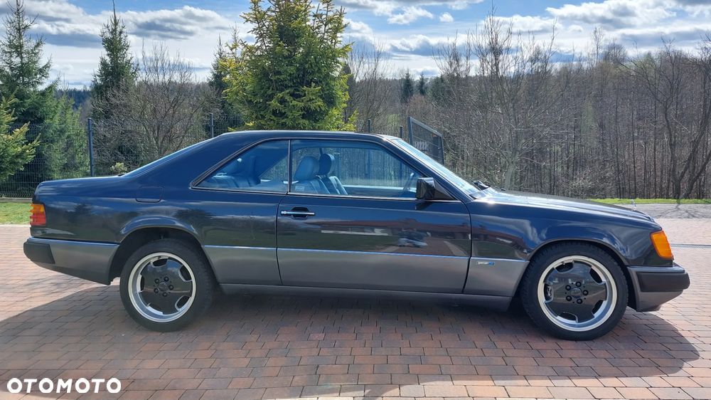 Mercedes-Benz W124 (1984-1993) - 17