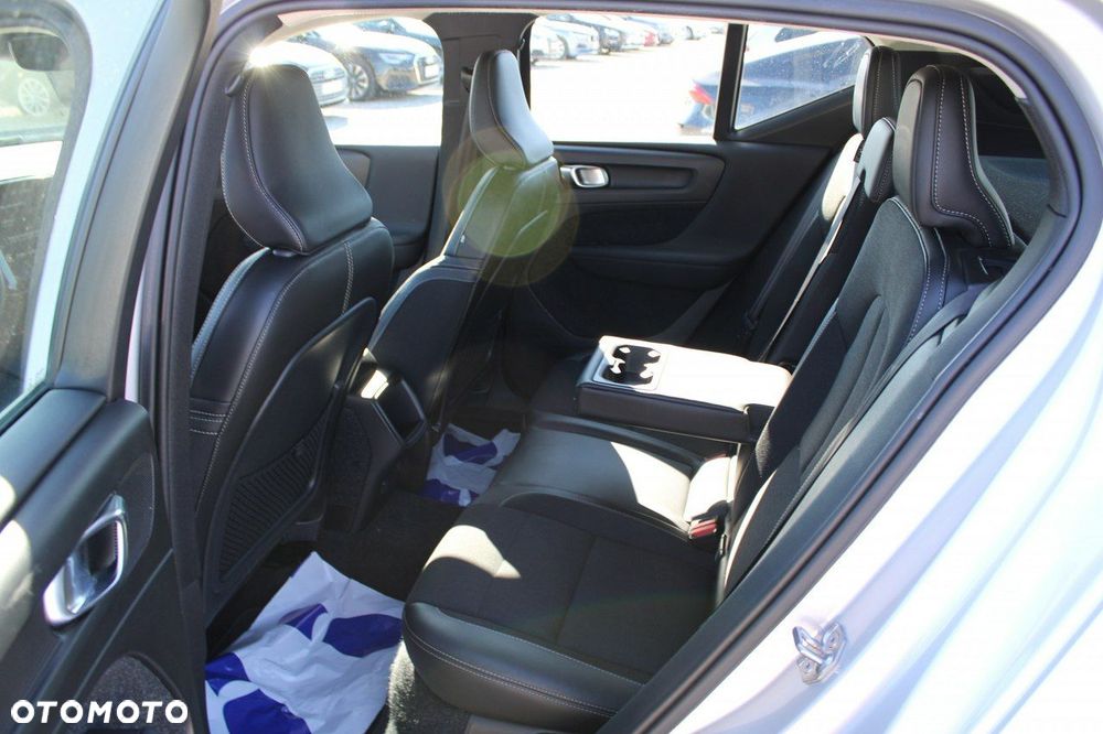 Volvo XC 40 - 21