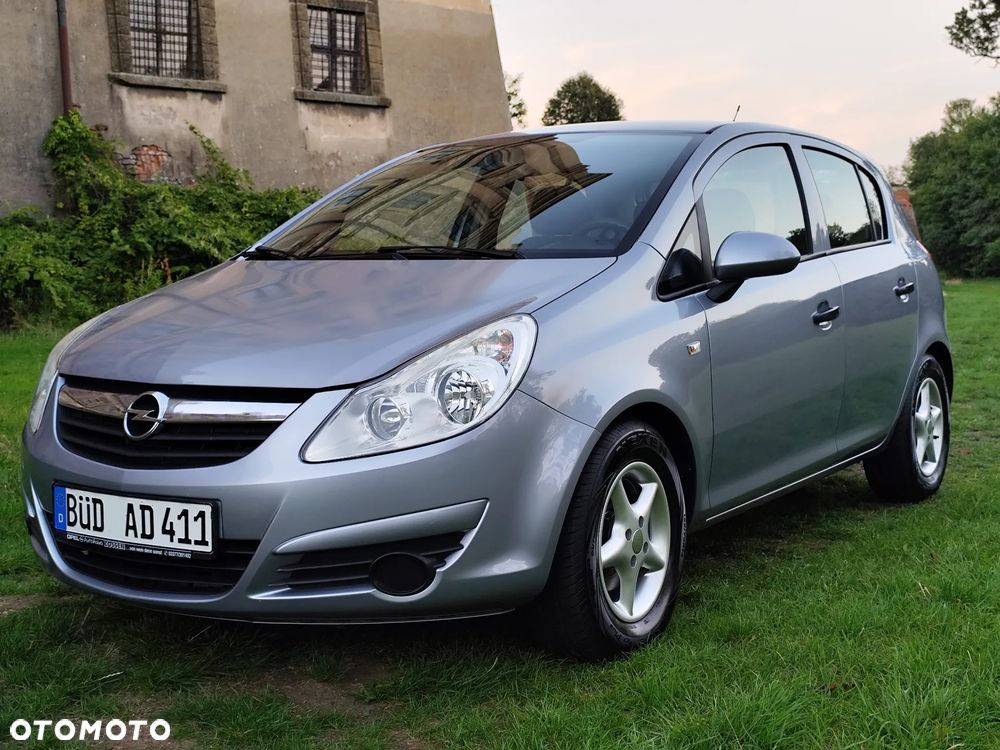 Opel Corsa 1.2 16V Easytronic Cosmo - 3