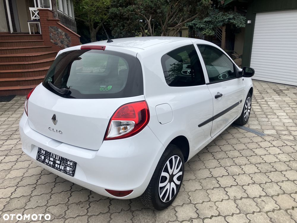 Renault Clio - 3