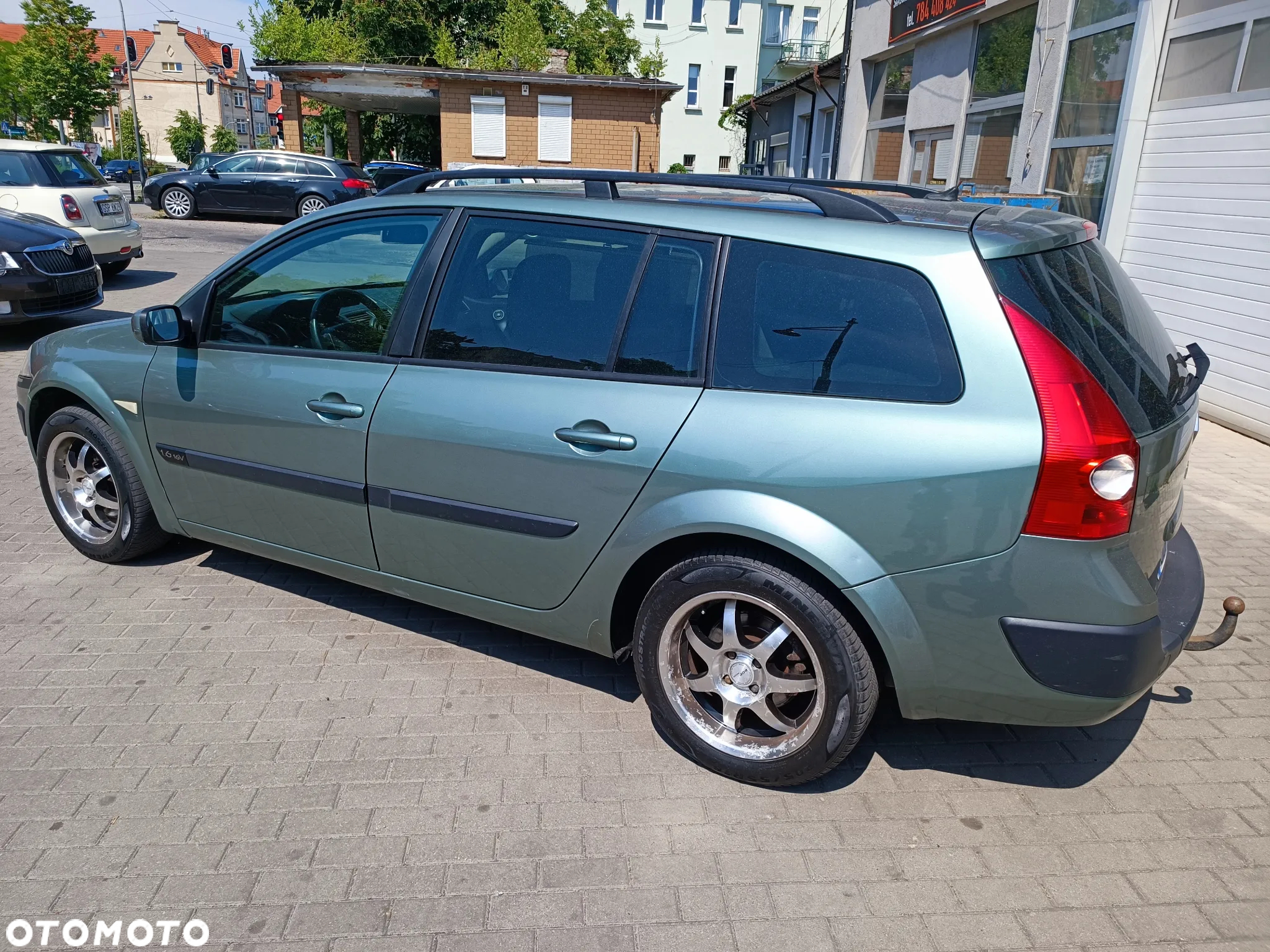 Renault Megane 1.6 Emotion - 4